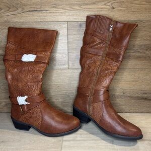 Easy Street Women's Kelsa Harness Boot 6.5 W